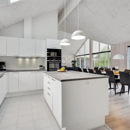 Jorn - 75m From The Sea By Interhome *