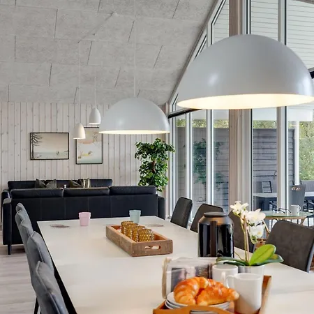 Jorn - 75m From The Sea By Interhome