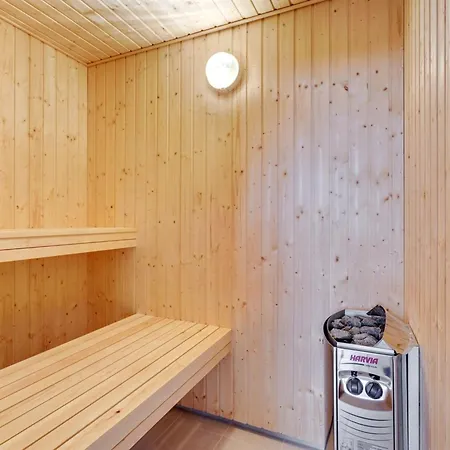 Jorn - 75m From The Sea By Interhome